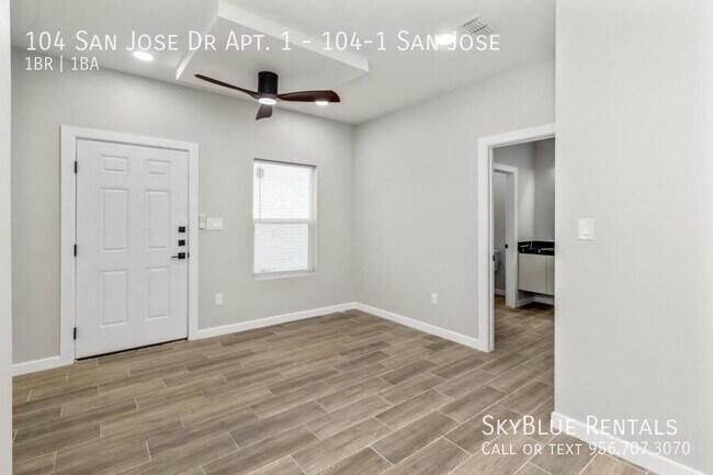 Building Photo - 104 San Jose Dr