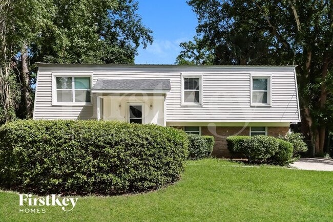 Building Photo - 1231 Springhill Rd