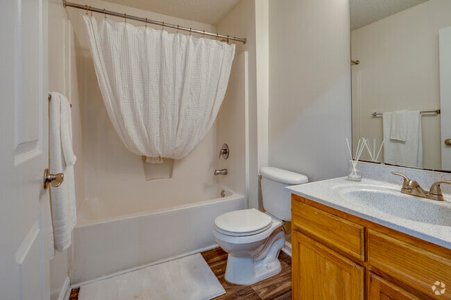 3BR, 2BA - 1,053SF Second Bathroom - Preserve at Laurens Creek