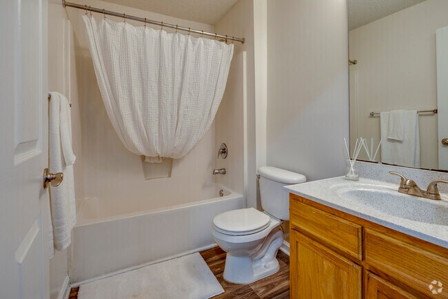 3HAB, 2BA - Segundo baño de 1,053 pies cuadrados - Preserve at Laurens Creek