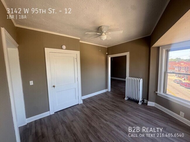 Foto del edificio - 3142 W 95th St