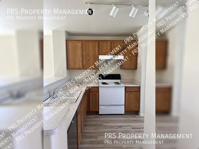 Foto del edificio - Available Now
