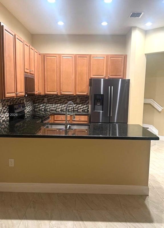 Foto del edificio - 9044 SW 39th St