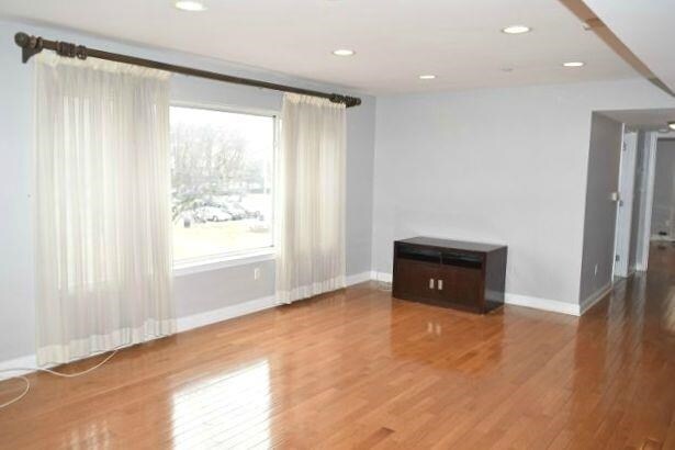 Foto del edificio - 7420 Boulevard E