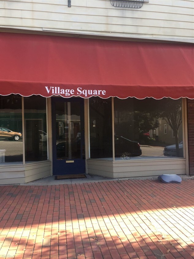 Primary Photo - 19 Village Sq