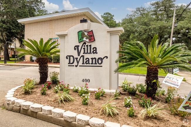 Villa Dylano - Signage - Villa Dylano