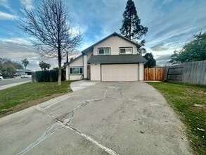 Building Photo - 5708 Platina Ct