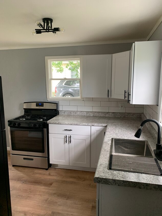 130 Broadway, Austin, MN 55912 House Rental in Austin, MN