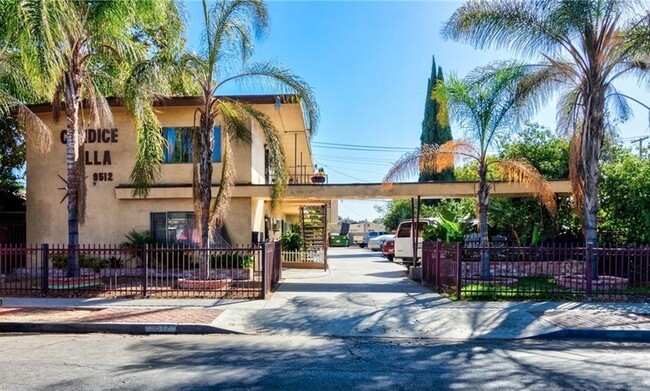Building Photo - 9512 San Luis Ave