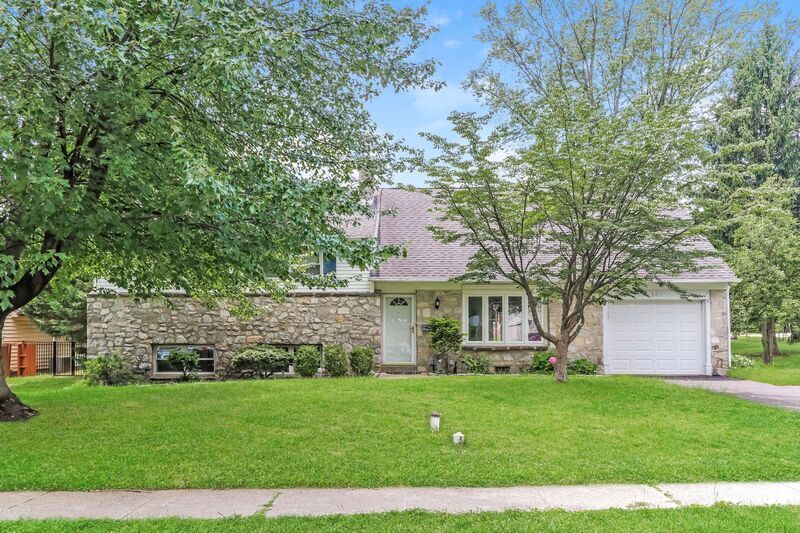 Foto principal - 581 General Steuben Rd