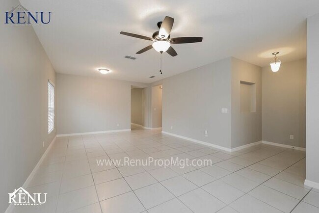 Foto del edificio - Available Now