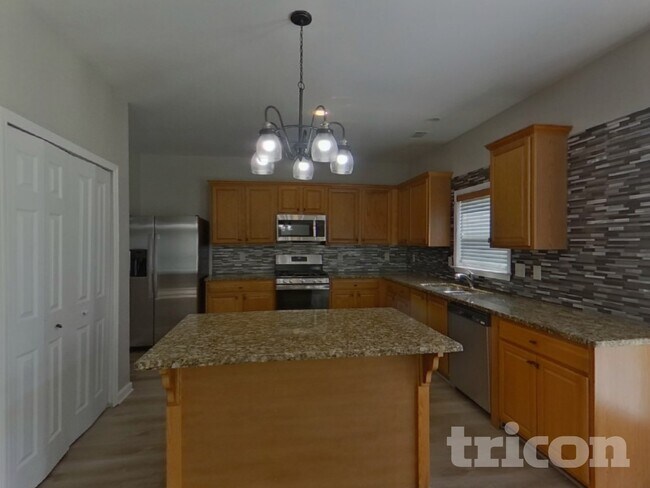 Foto del edificio - 7259 Madison Cir