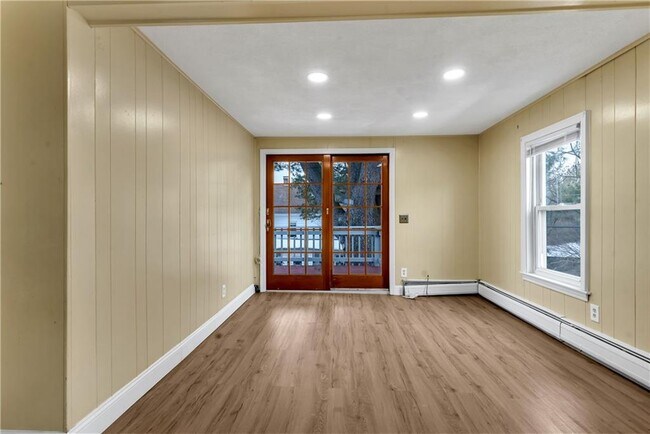 Building Photo - 24 Whipple Ave