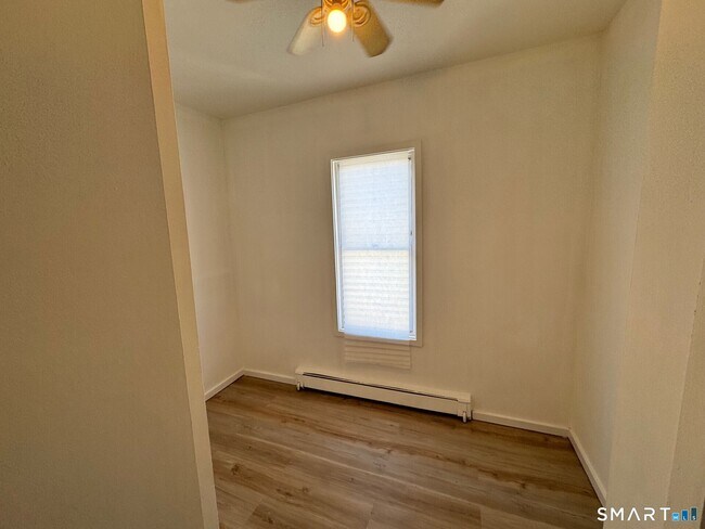 Building Photo - 1 Seeley St