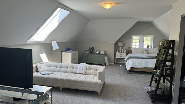 Foto del edificio - 221 W 4th St