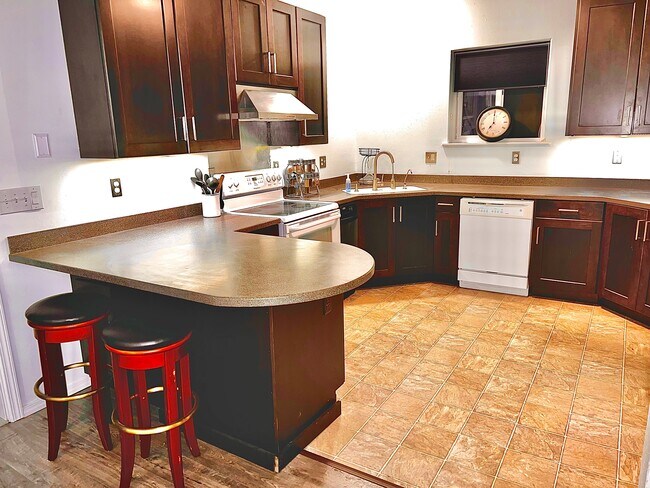 Foto del edificio - 2845 Nugget Ln