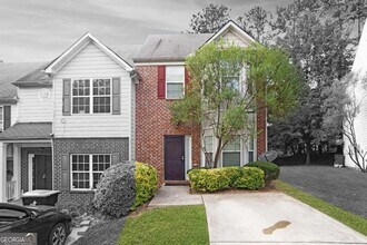 Building Photo - 373 Brookview Dr