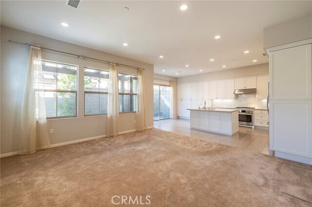 Building Photo - 132 Full Sun