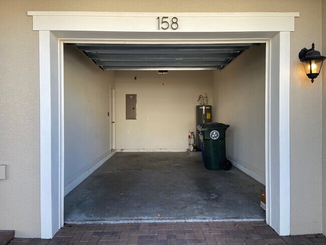 Building Photo - 3 Bedroom, 2.5 Bathroom Town Home In Gated...