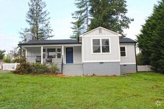 Building Photo - 222 Ashworth Ave