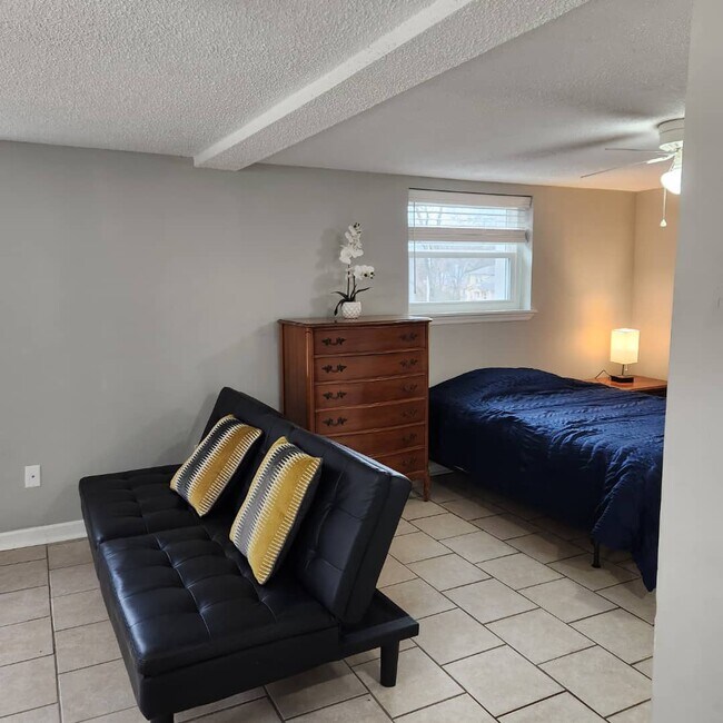 Foto del edificio - 5233 Loblolly Ln