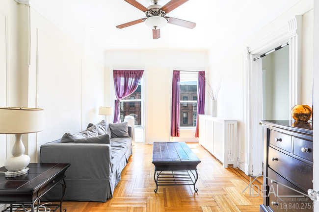 Building Photo - 356 -358 7th Avenue #BuildingR