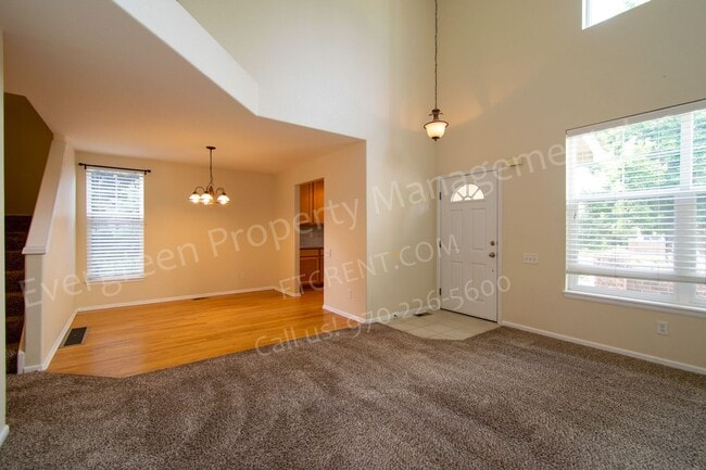 Building Photo - 2820 Golden Wheat Ln