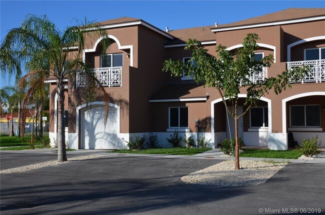 Building Photo - 25848 SW 137th Ave