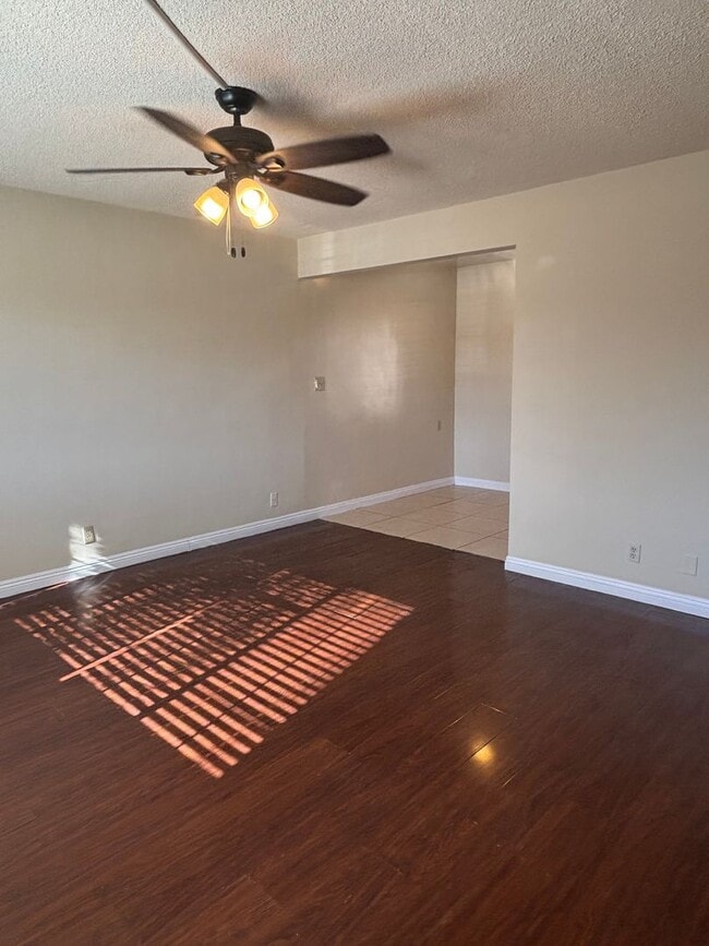 Photo - 1 Bedroom available now in East LA Apartment