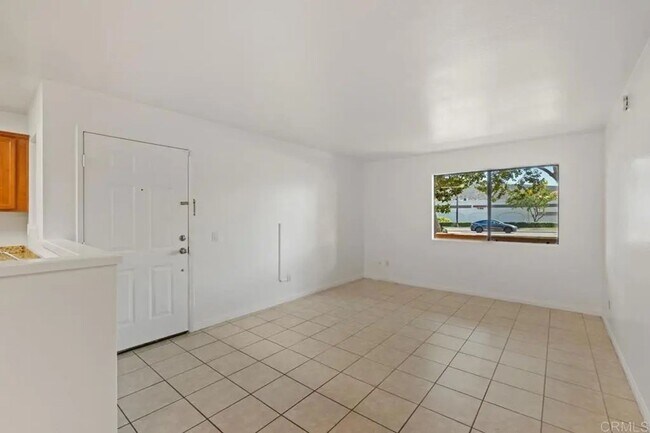 Foto del edificio - Conveniently Located - Available Immediately!