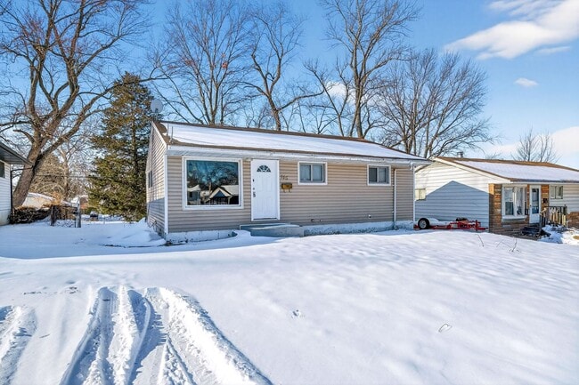 Building Photo - For Rent – 3 Bedroom Home | Section 8 Welcome