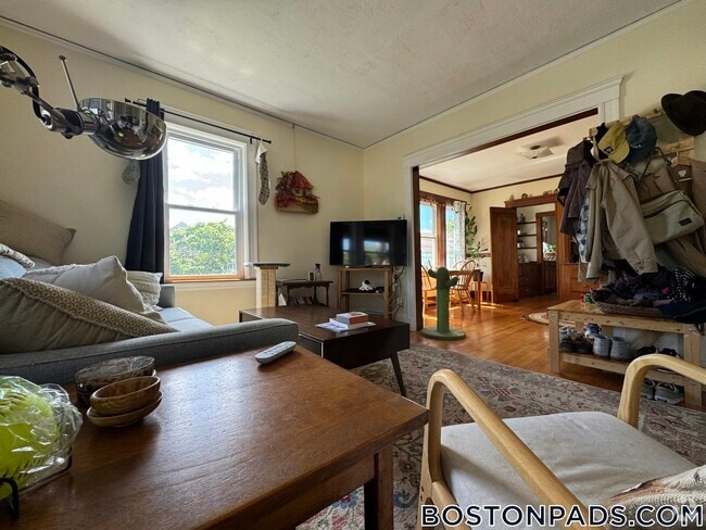 Building Photo - 51 Egerton Rd