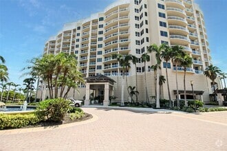 Building Photo - 1300 Benjamin Franklin Dr