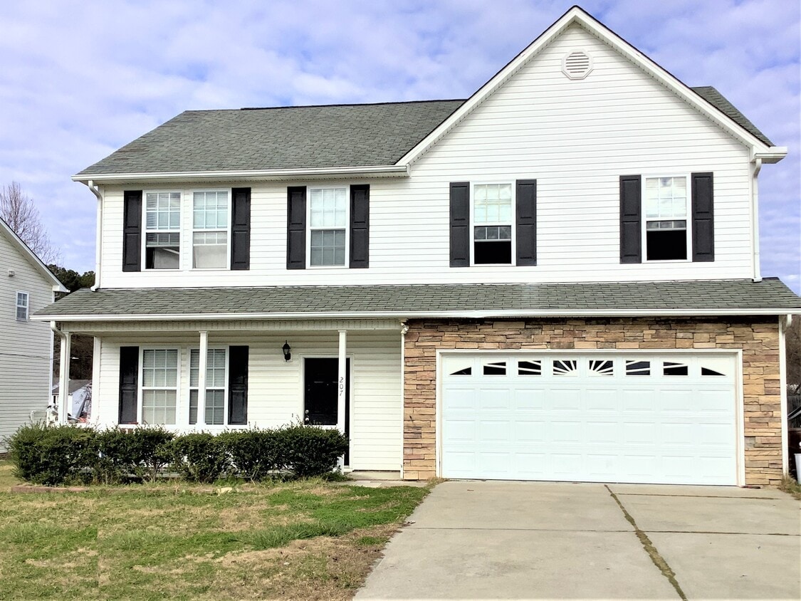 Primary Photo - 207 Mayors Ln