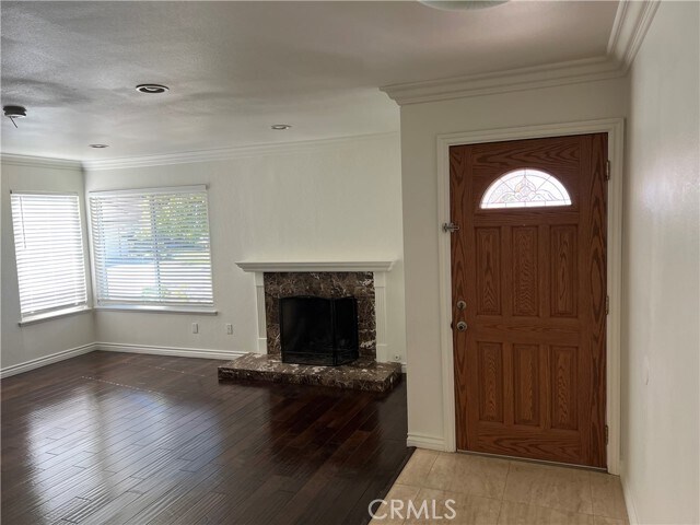 Building Photo - 1356 Pso Placita