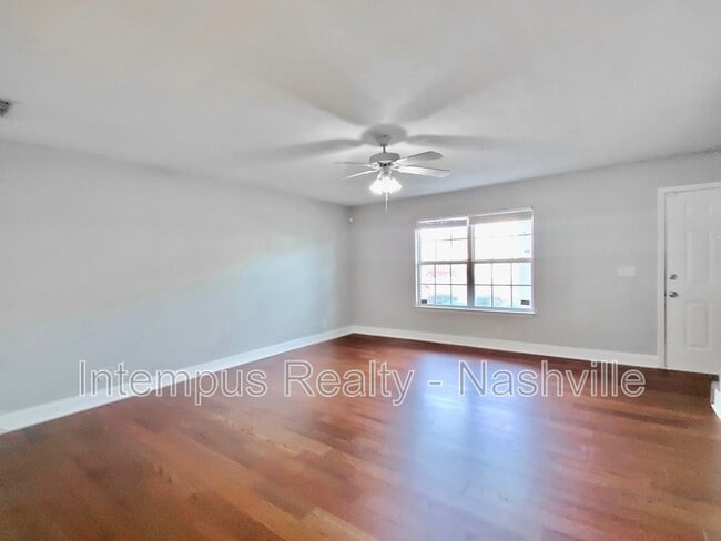 Foto del edificio - 325 Shoshone Pl