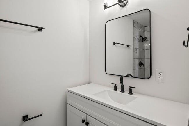 Foto del edificio - 3761 Avera Ave