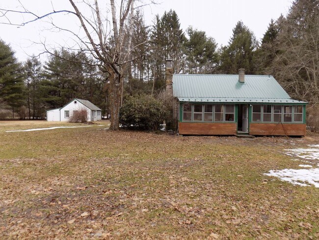 Foto del edificio - 1151 Torbert Ln