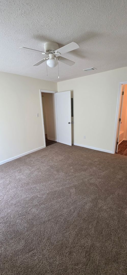 Building Photo - 3 Bedroom House in Hephzibah For Rent.