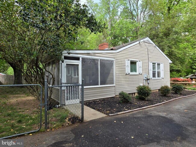 Foto del edificio - 4 Carolee Dr