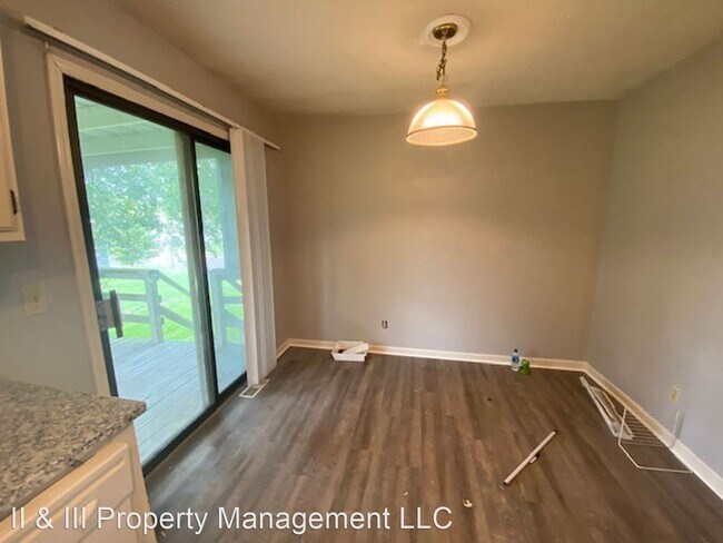 Building Photo - 3 br, 1.5 bath House - 9623 W 86th St