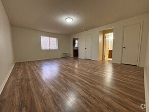 Building Photo - 1602 Brookside Dr