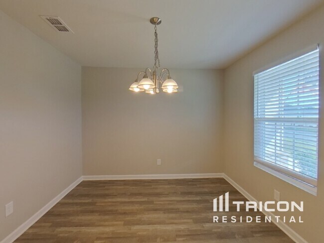 Foto del edificio - 331 Indian River Dr