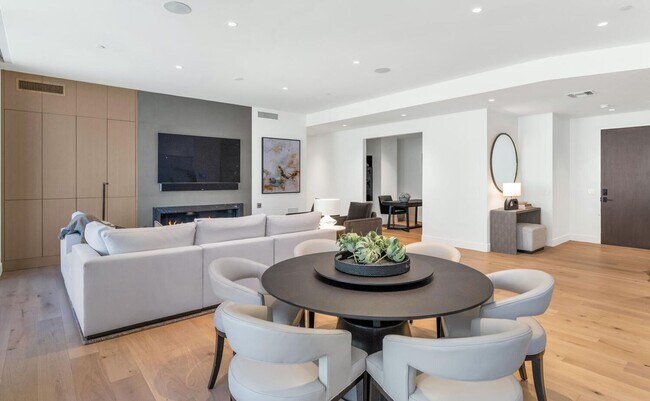 Foto del edificio - 5000 N Camelback Rdg Dr