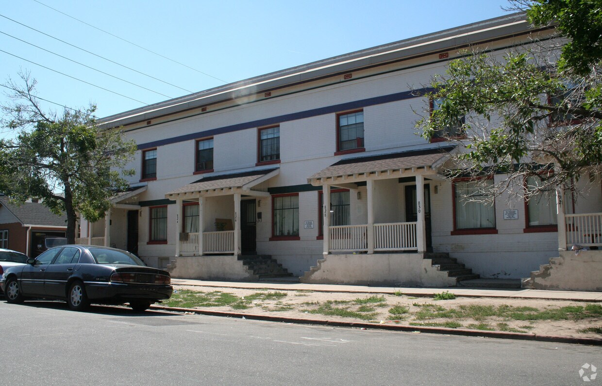Building Photo - 820-838 28th St