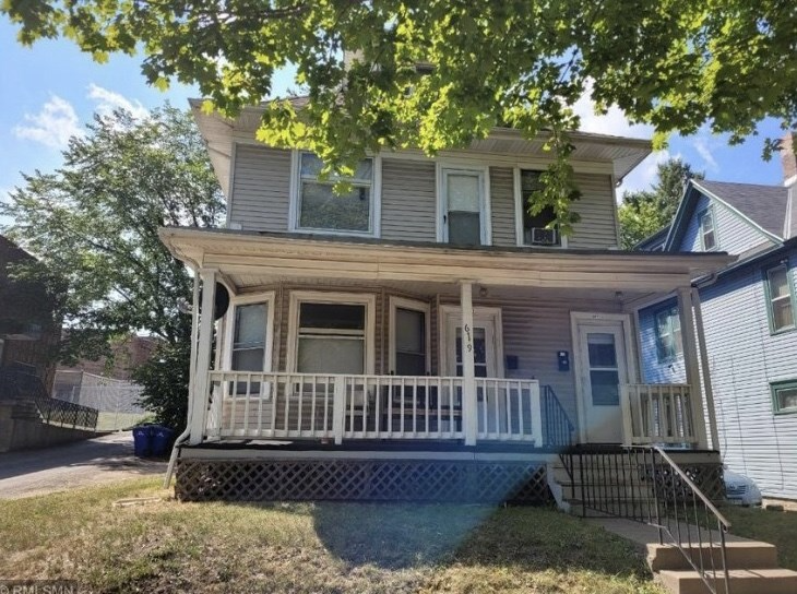 Primary Photo - 619 N Mendota St