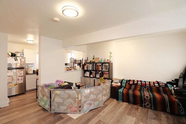 Foto del edificio - 211 Catherine St