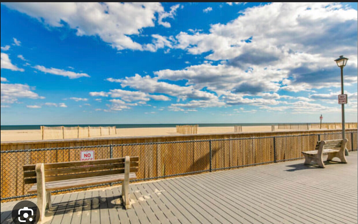 Primary Photo - 140 Ocean Ave