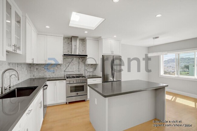 Foto del edificio - 54 Marston Ave