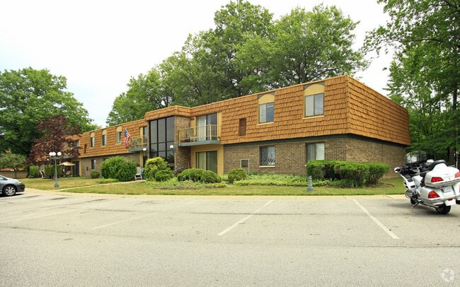 The Trenton Place - Trenton Place Apartments